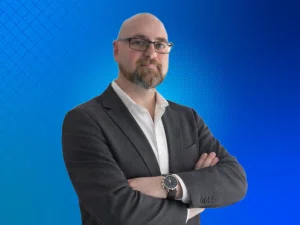 Óscar Bages - CEO & SEO en Azur360º